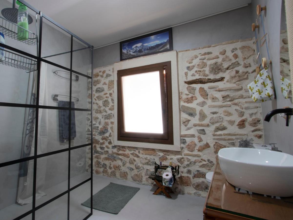 La Cambra Casa Rural Potries ภายนอก รูปภาพ